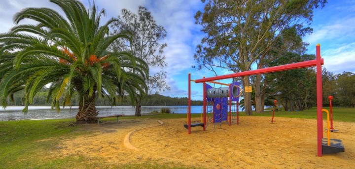 (c) Big 4 Lake Conjola Lakeside Caravan Park