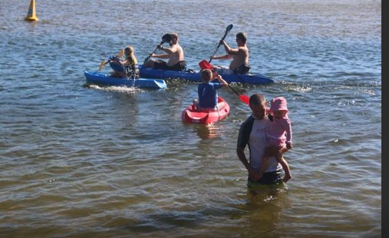 (c) Lake Conjola Entrance Holiday Park