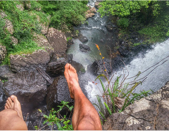 It's not recommended to go beyond the lookout platform. Zillie Falls, Queensland, Australia. Photo: MisterLucky24