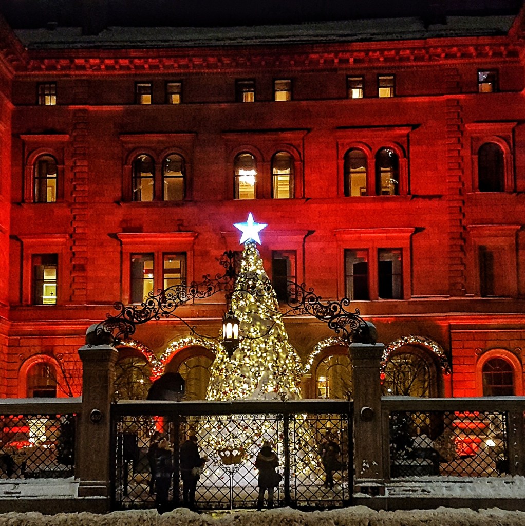 NYC Christmas tree -- Lotte New York Palace hotel 2020